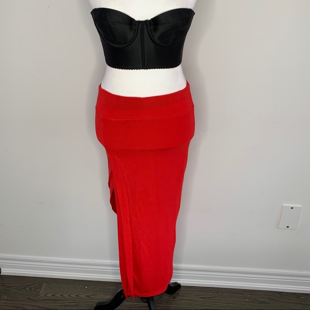 Red skirt